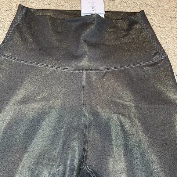 NWT Allfenix Womens Liquid Olive Green Shimmery Pull On 7/8 Leggings Size Small - Picture 3 of 8